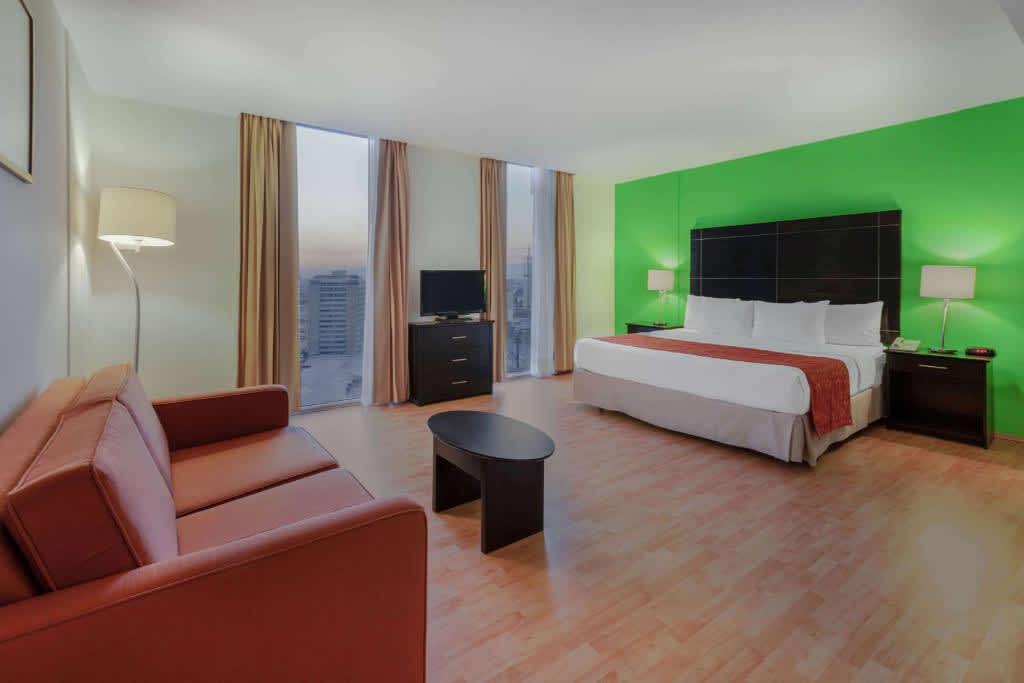 Suite Deluxe con cama grande - No fumadores