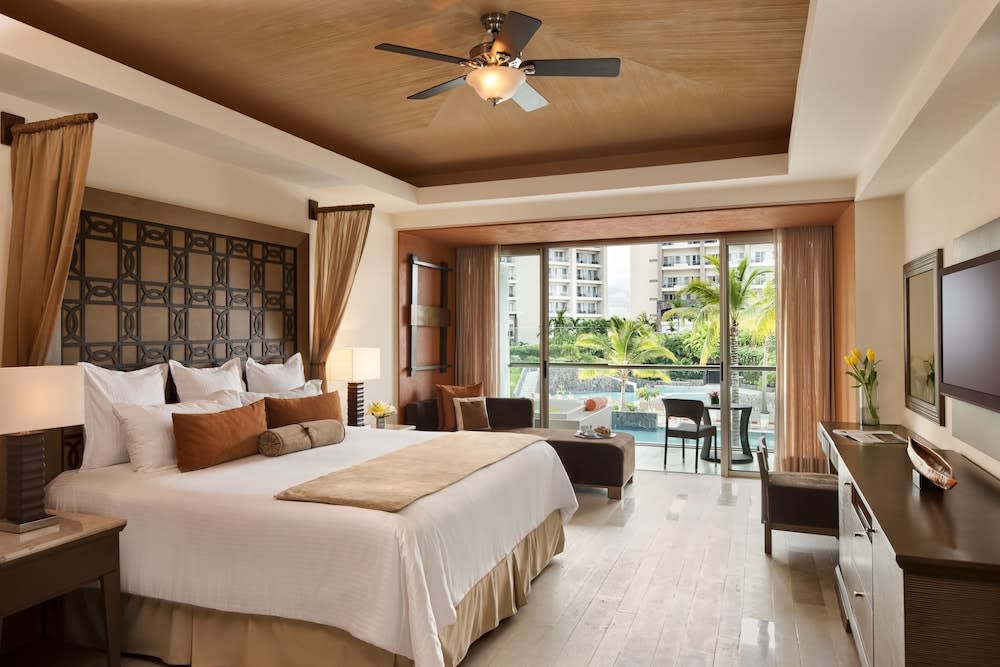 Img - Preferred Club Jr. Suite Garden View, 1 King Bed