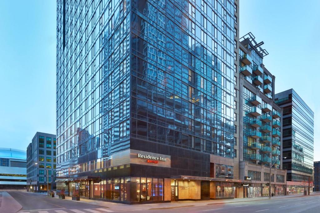 Residence Inn by Marriott Toronto Downtown / Entertainment District