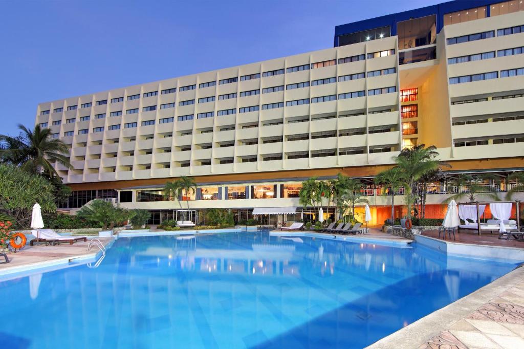 Dominican Fiesta Hotel