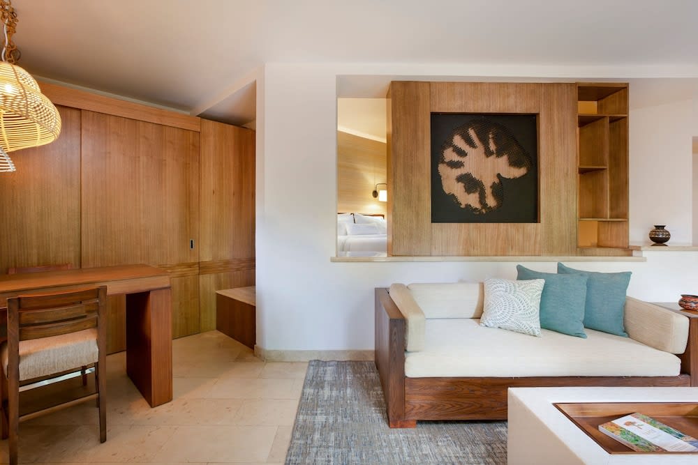 Img - Family Jr. Suite, 1 Bedroom, 1 Double Bed