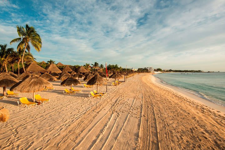 En la playa se pueden hacer variedad de actividades recreativas