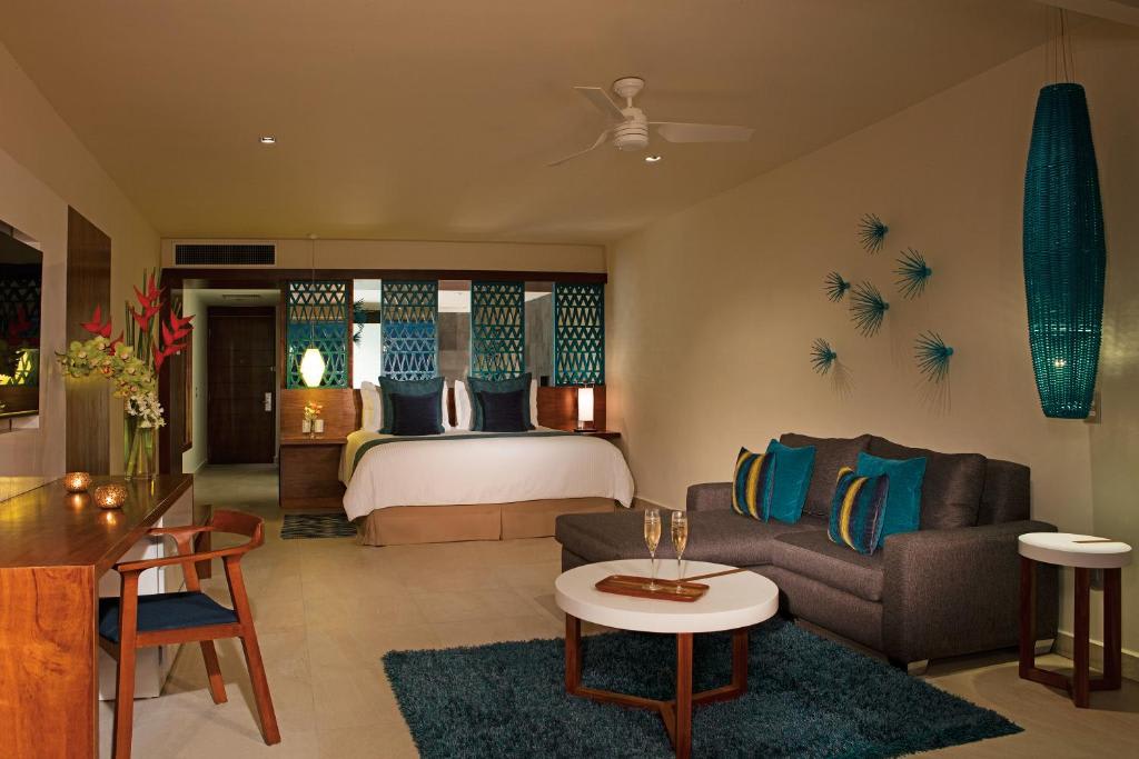 Suite Junior Superior Preferred Club con vistas al mar