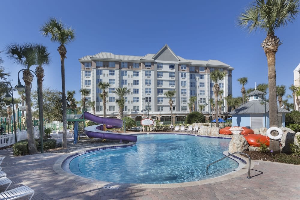 Holiday Inn Express & Suites S Lake Buena Vista, an IHG Hotel