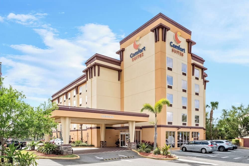 Comfort Suites Orlando Airport