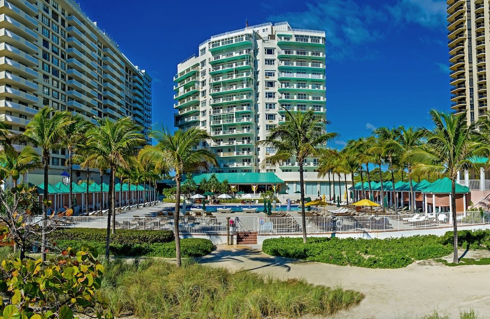 Sea View Hotel, Bal Harbour, On The Ocean