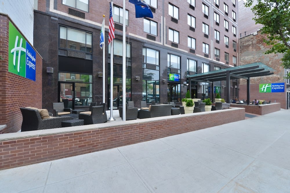 Holiday Inn Express New York - Manhattan West Side, an IHG Hotel