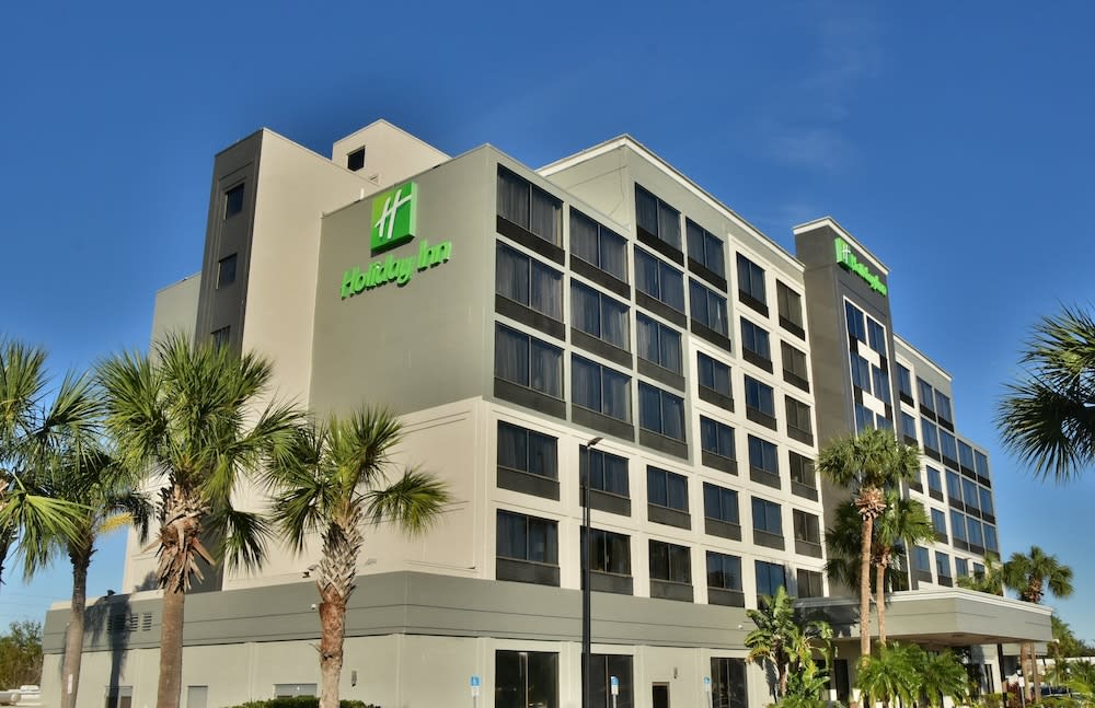 Holiday Inn Orlando East - UCF Area, an IHG Hotel