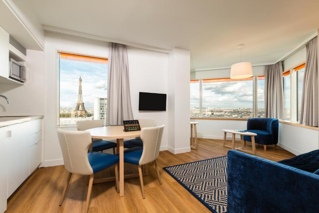 Apartamento de 1 dormitorio con vistas a la torre Eiffel