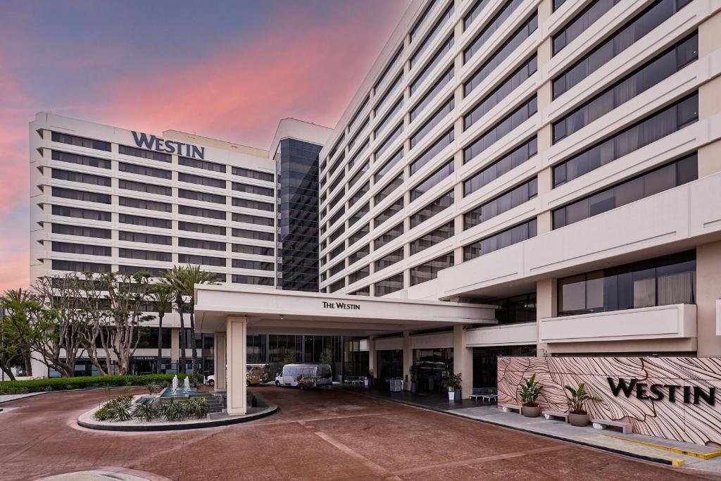 The Westin Los Angeles Airport