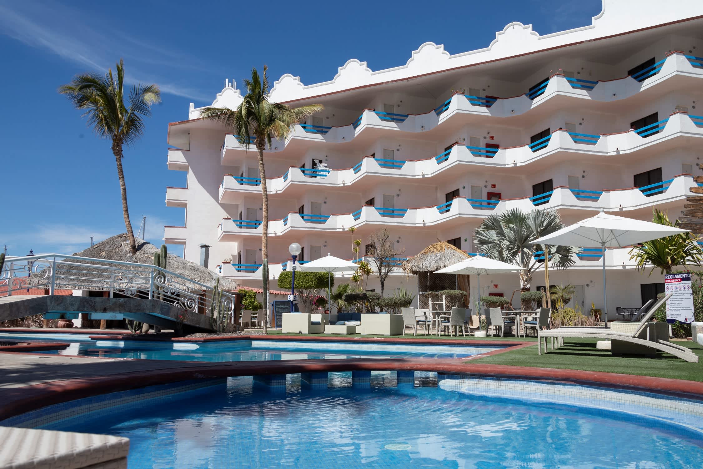 The Westmarine Waterfront Hotel