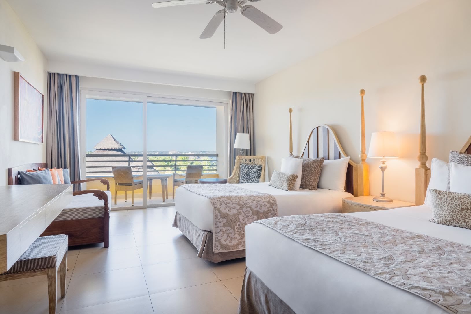 Img - Premium vista al atardecer