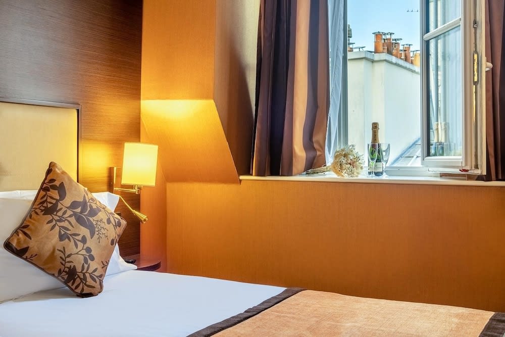 Hotel Saint Honore 85