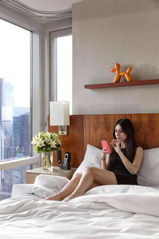 Suite con cama extragrande y vistas a Times Square