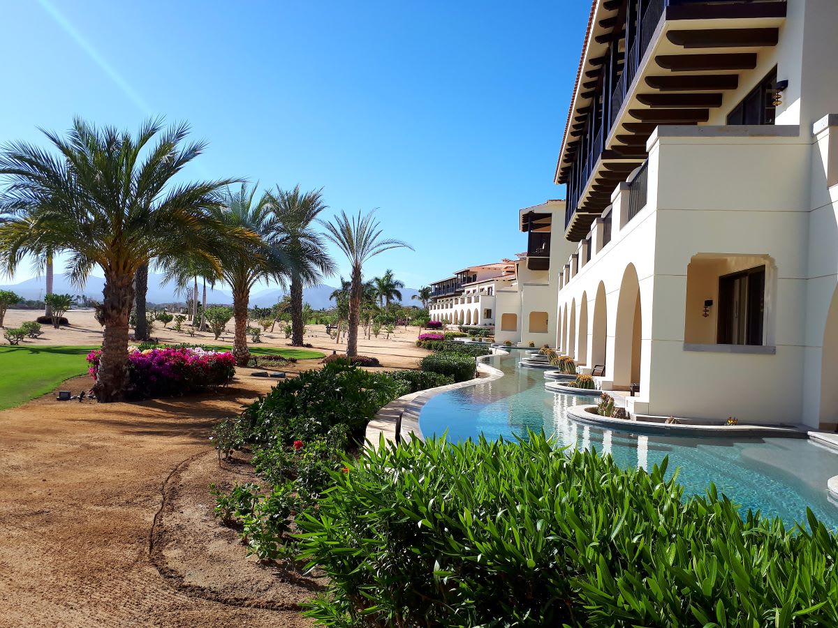 Img - Junior suite doble swim out vista al mar