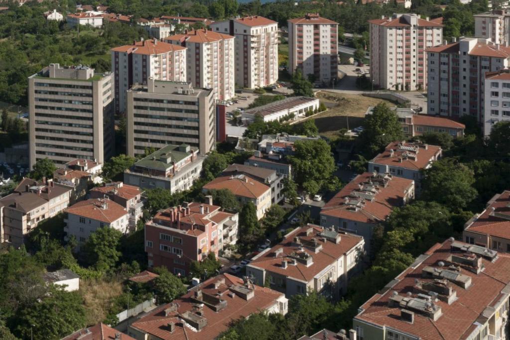 Suite Junior con vistas a la ciudad y acceso al salón