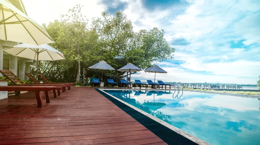 PriceTravel - Travel easy, without excuses