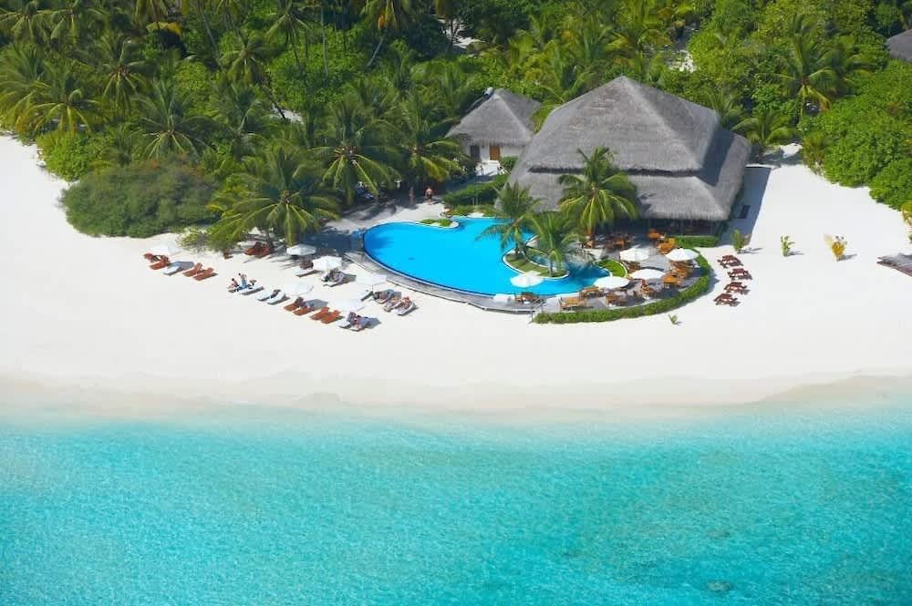 PriceTravel - Travel easy, without excuses