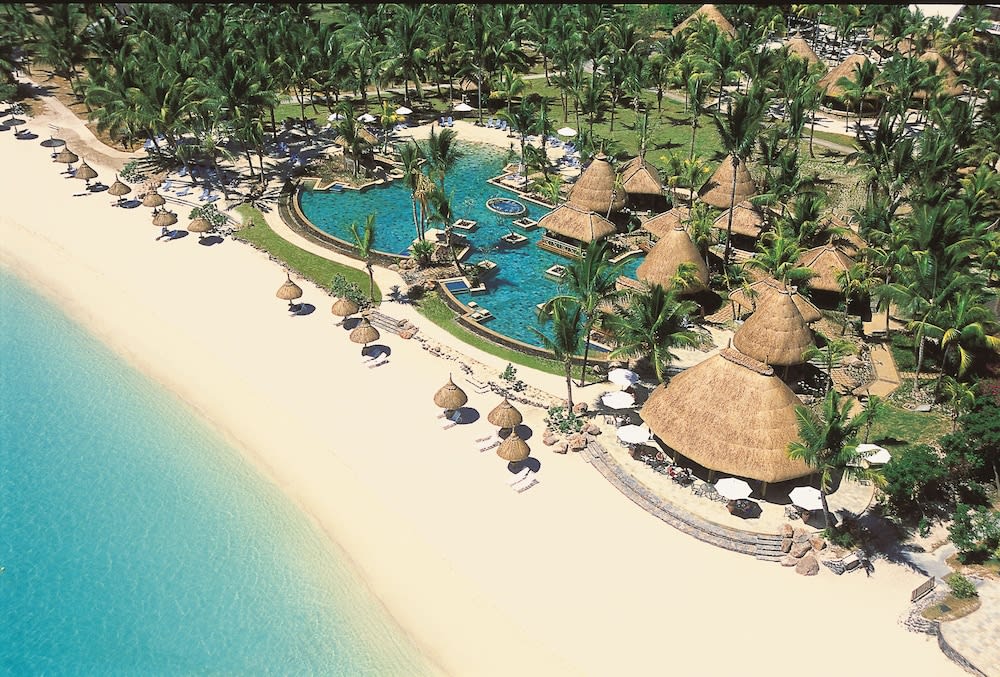 La Pirogue A Sun Resort