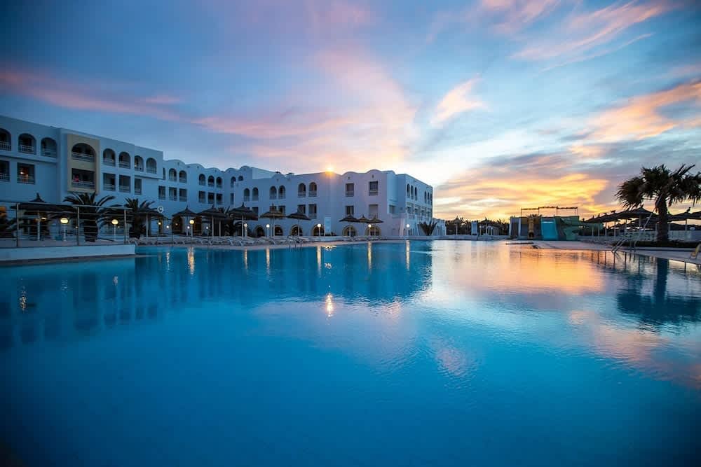 PriceTravel - Viaja fácil, sin pretextos