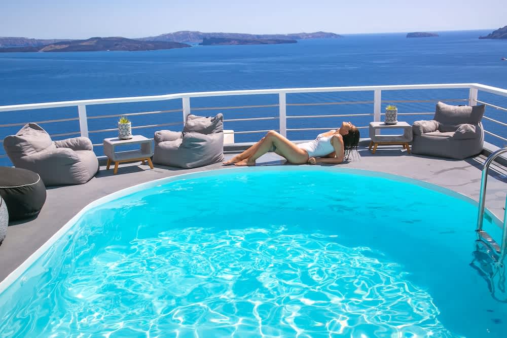PriceTravel - Travel easy, without excuses