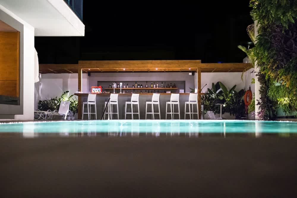 PriceTravel - Viaja fácil, sin pretextos