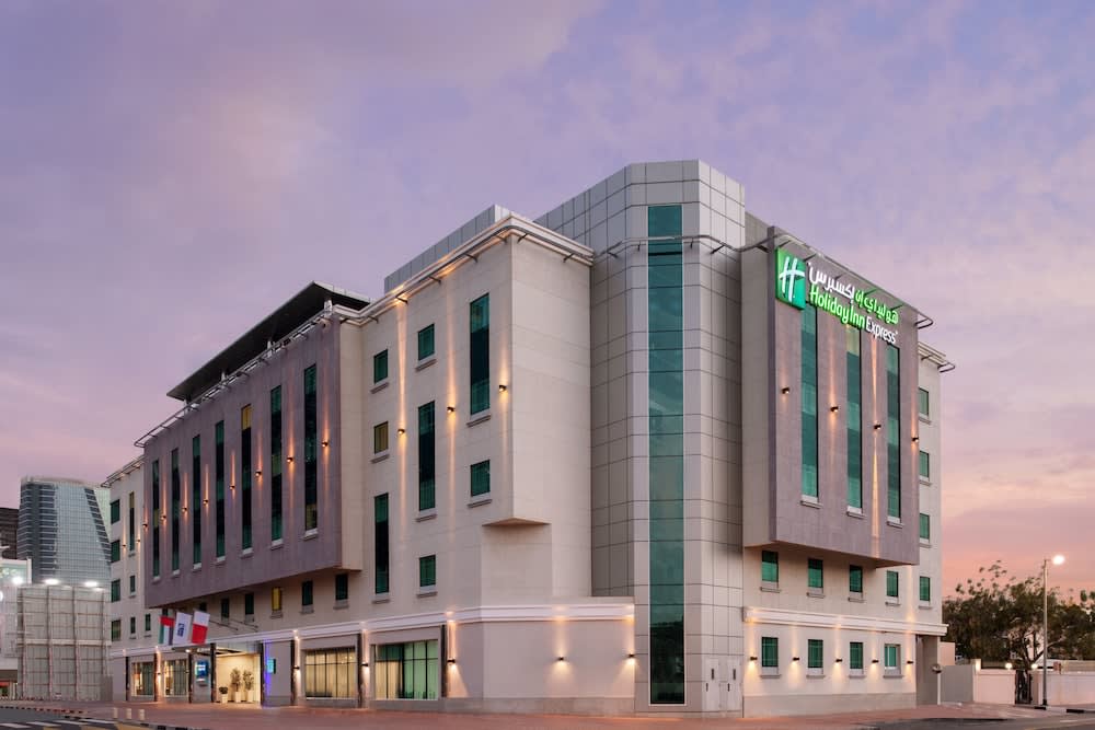 Holiday Inn Express Dubai Safa Park, an IHG Hotel