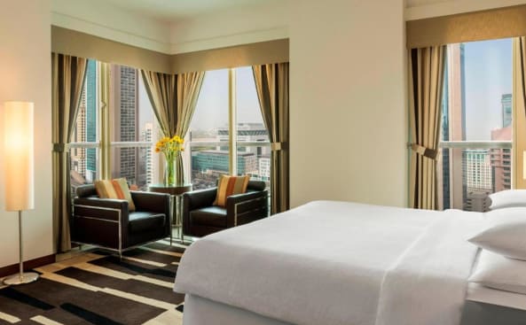 Deluxe room King with Balcony - Complimentary shuttle service to Dubai Mall and Kite Beach