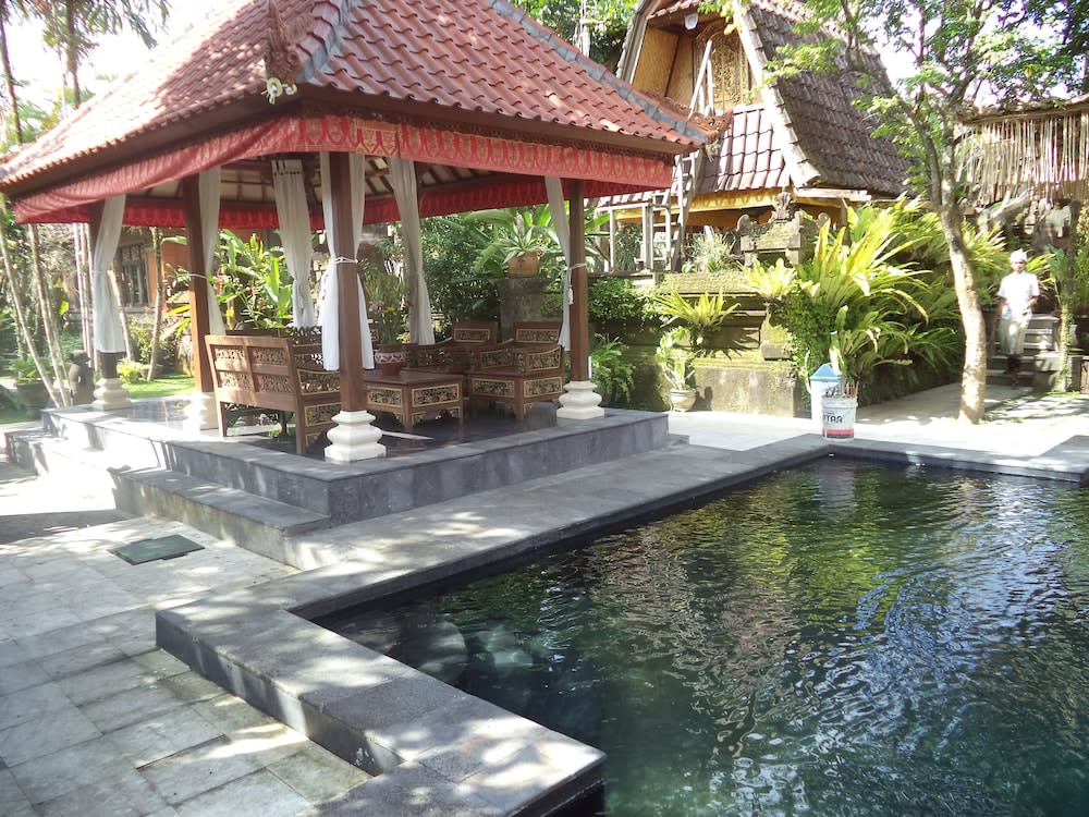 Lokasari Bungalows Spa & Gallery