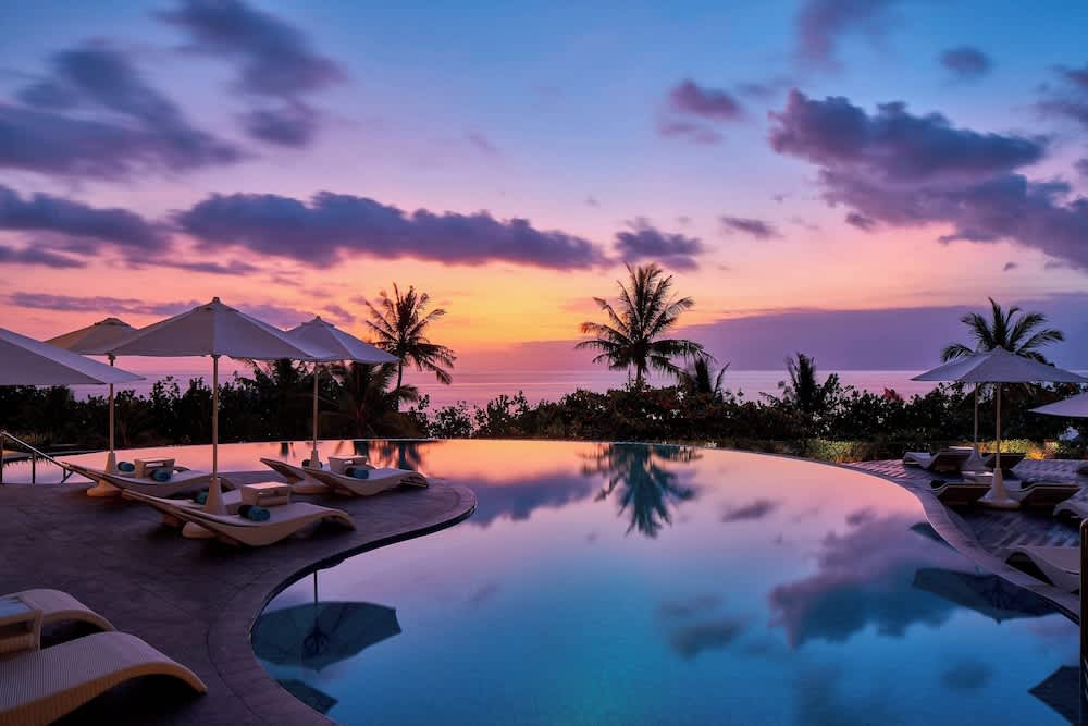 PriceTravel - Travel easy, without excuses