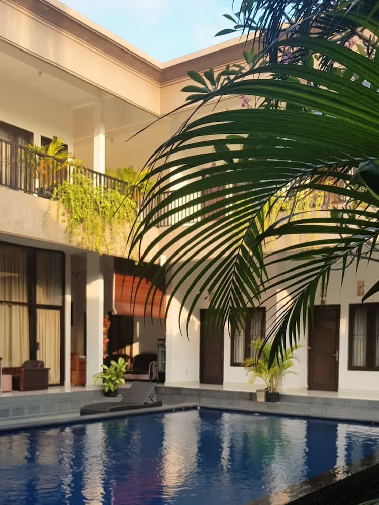 Seminyak Point Guest House