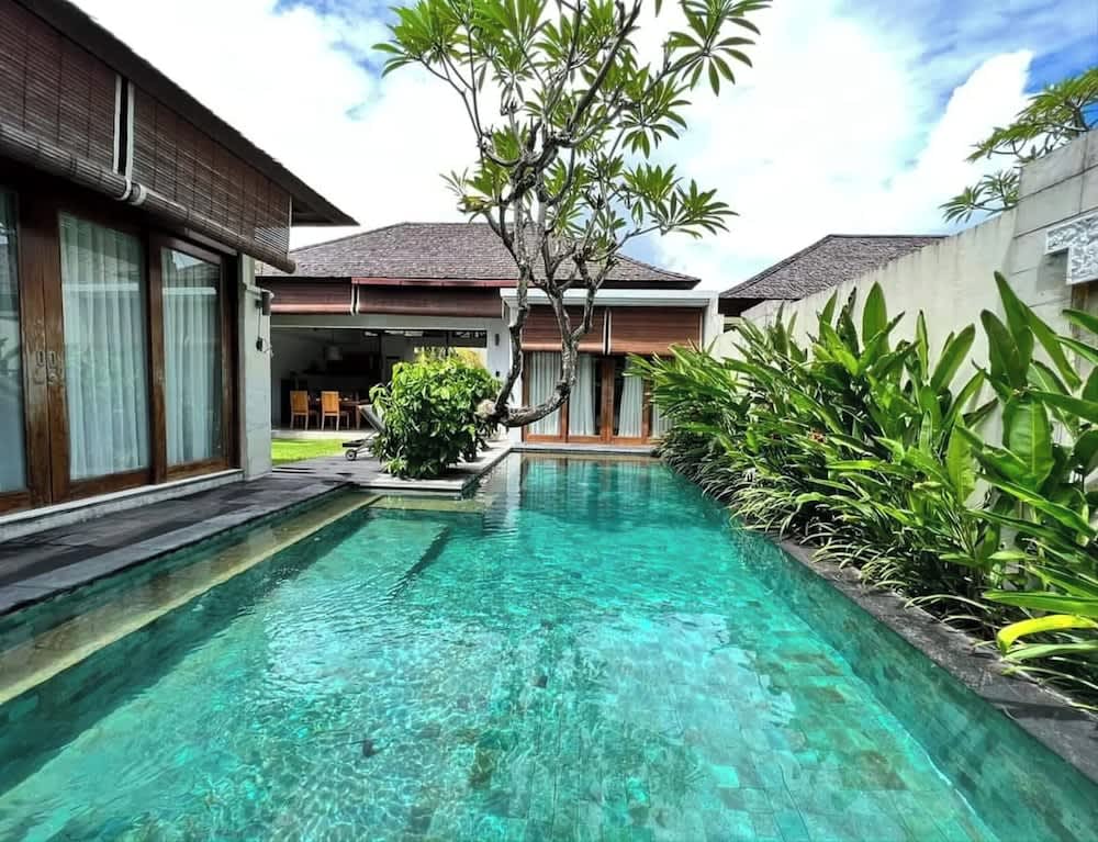 PriceTravel - Travel easy, without excuses