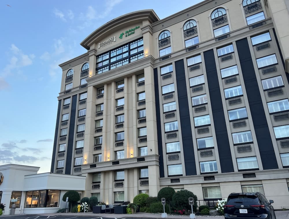 Holiday Inn Hotel & Suites St. Catharines Conference Center, an IHG Hotel