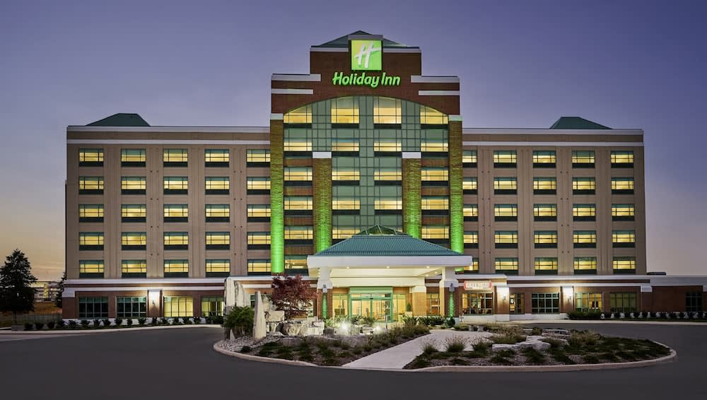 Holiday Inn Hotel & Suites Oakville @ Bronte, an IHG Hotel