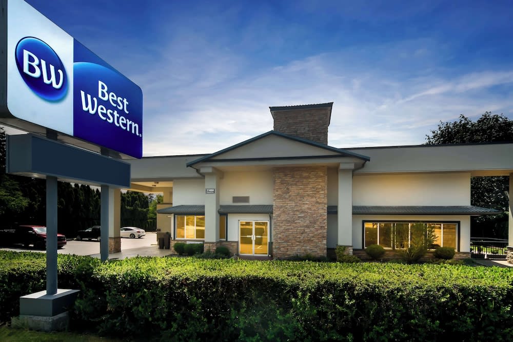 Best Western Maple Ridge Hotel