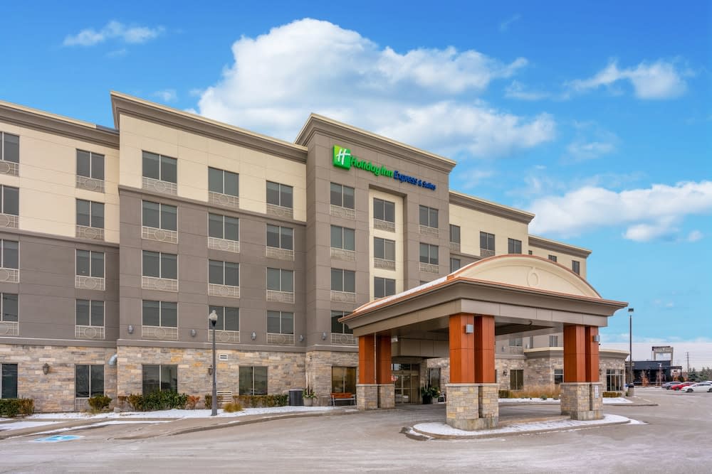 Holiday Inn Express & Suites Vaughan-Southwest