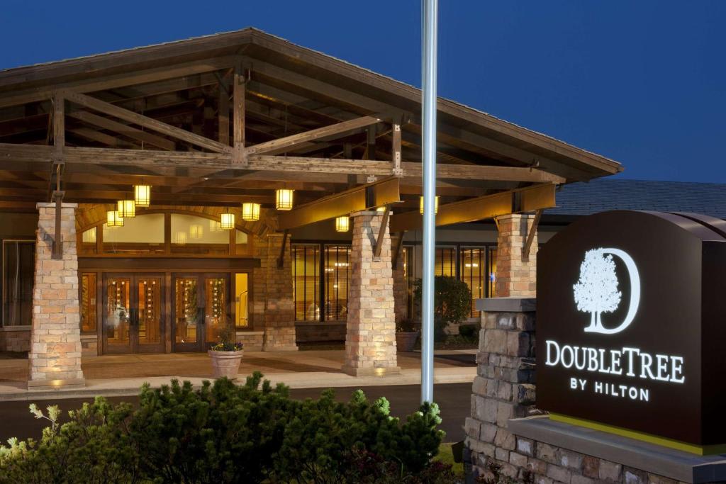 DoubleTree by Hilton Libertyville - Mundelein