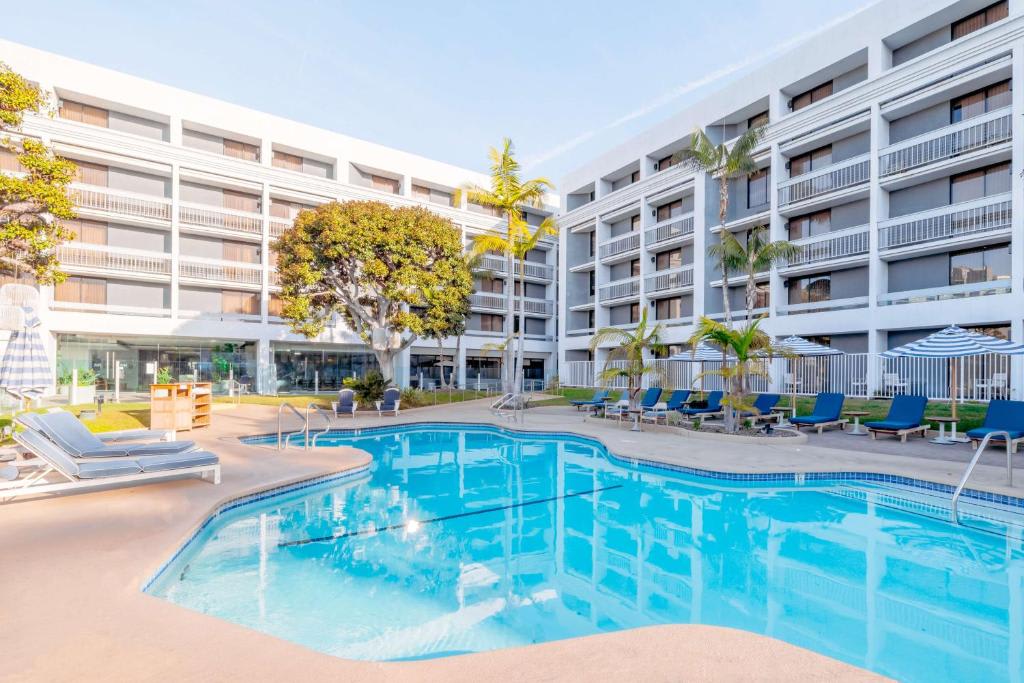 Hotel MDR Marina del Rey - a DoubleTree by Hilton