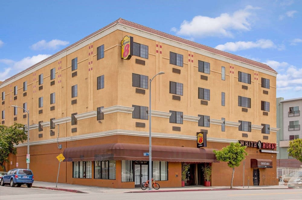 Super 8 by Wyndham Hollywood/LA Area