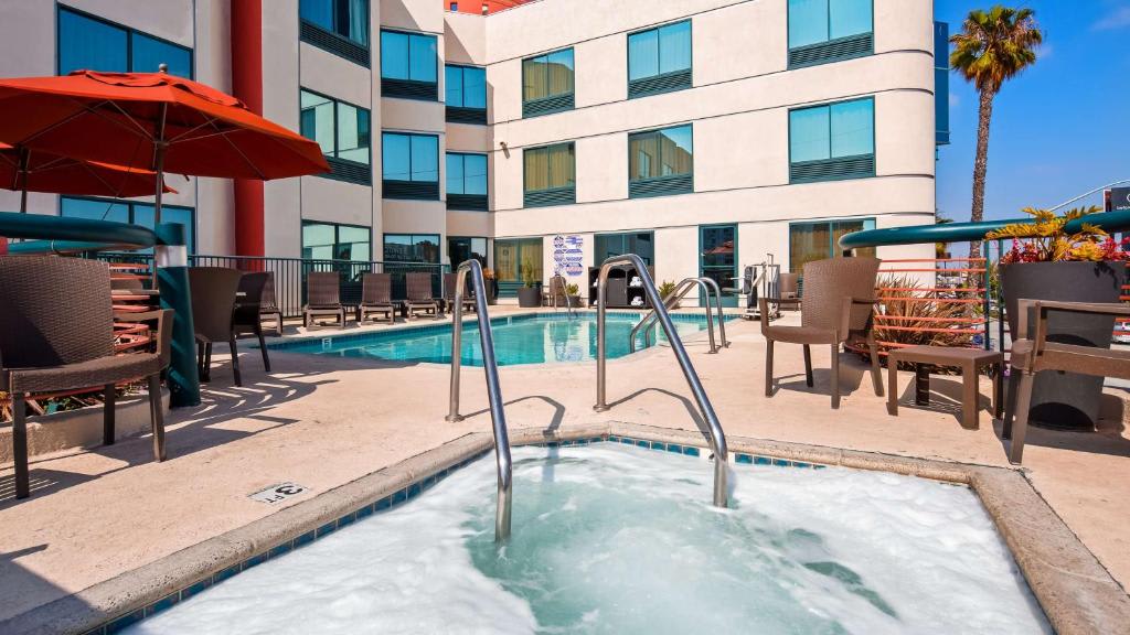 Best Western Plus Suites Hotel - Los Angeles LAX Airport