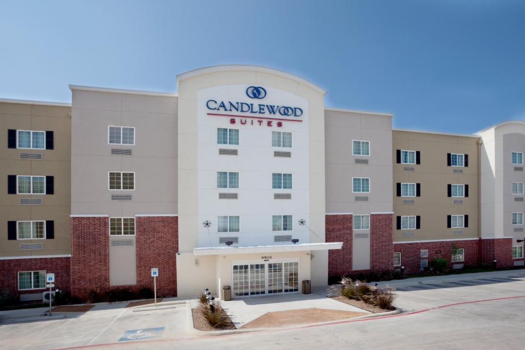 Candlewood Suites San Antonio NW Near Seaworld, an IHG Hotel