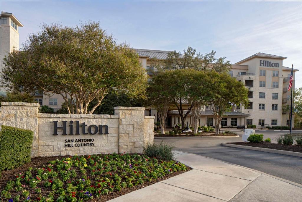 Hilton San Antonio Hill Country