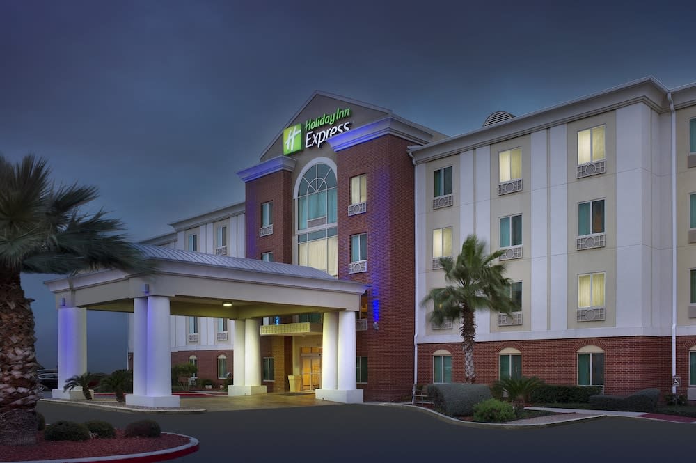 Holiday Inn Express & Suites San Antonio-West-SeaWorld Area, an IHG Hotel