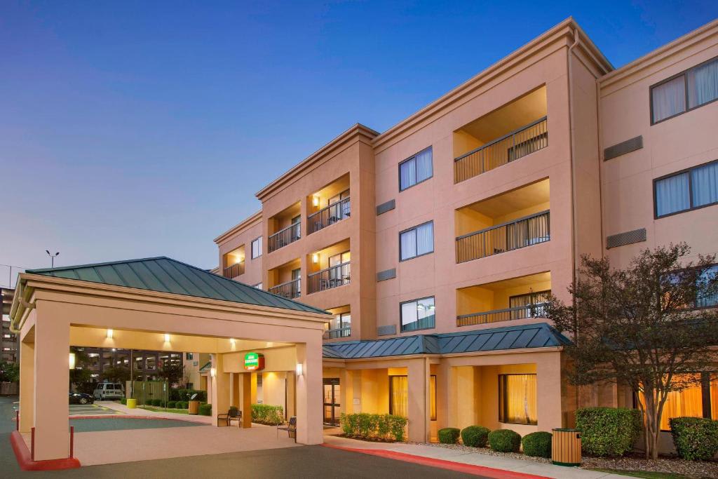 Courtyard by Marriott San Antonio Airport/North Star Mall