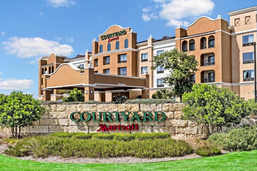 Courtyard by Marriott San Antonio SeaWorld - Westover Hills