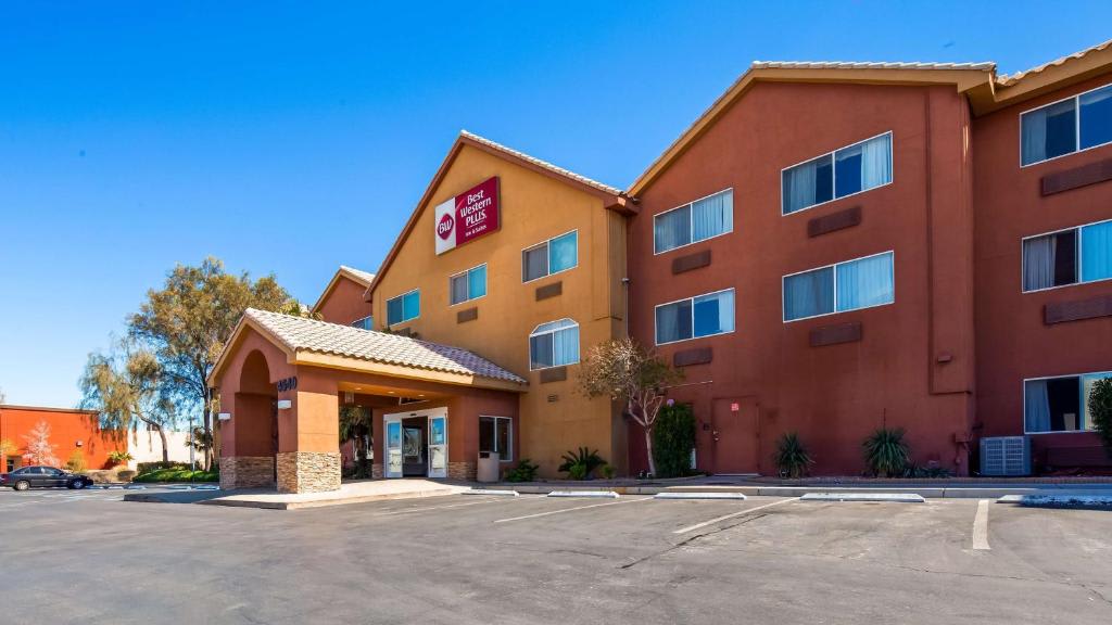 Best Western Plus North Las Vegas Inn & Suites