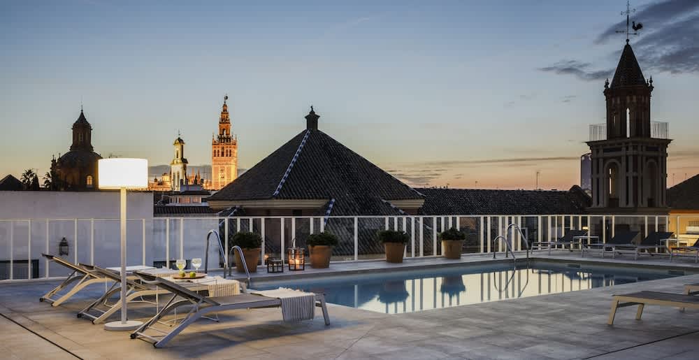 PriceTravel - Viaja fácil, sin pretextos