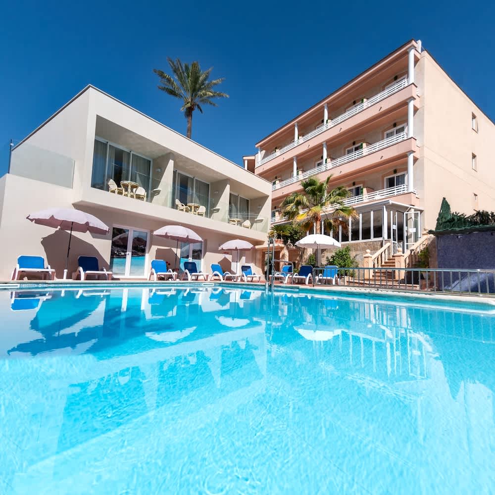 PriceTravel - Viaja fácil, sin pretextos