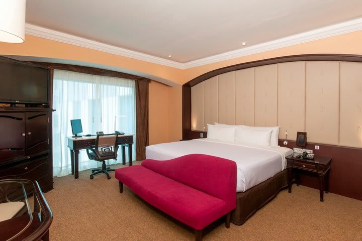 Executive king guest room