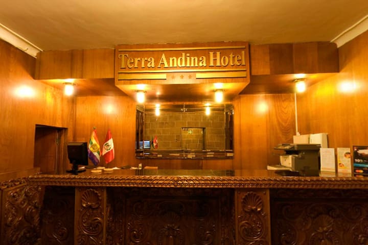 Recepción del Terra Andina, hotel en Cuzco